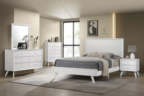 coaster-bedroom-Janelle-California-King-Panel-Bed-White-hover