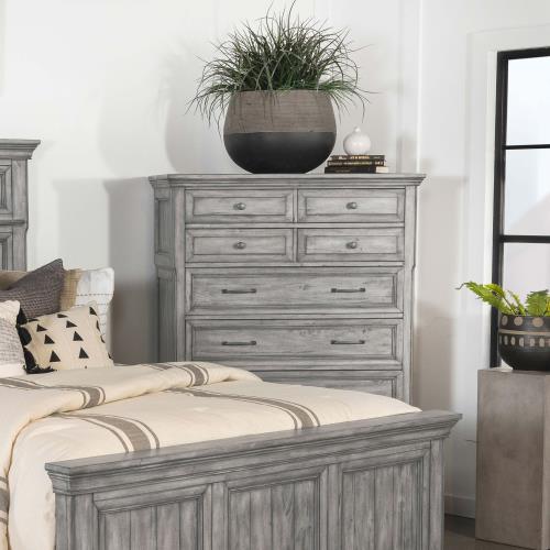 coaster-chests-bedroom-Avenue-8-drawer-Rectangular-Chest-Grey