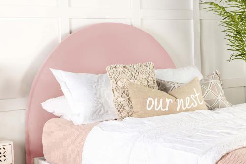 coaster-headboards-bedroom-June-Upholstered-Arched-Queen-/-Full-Headboard-Blush