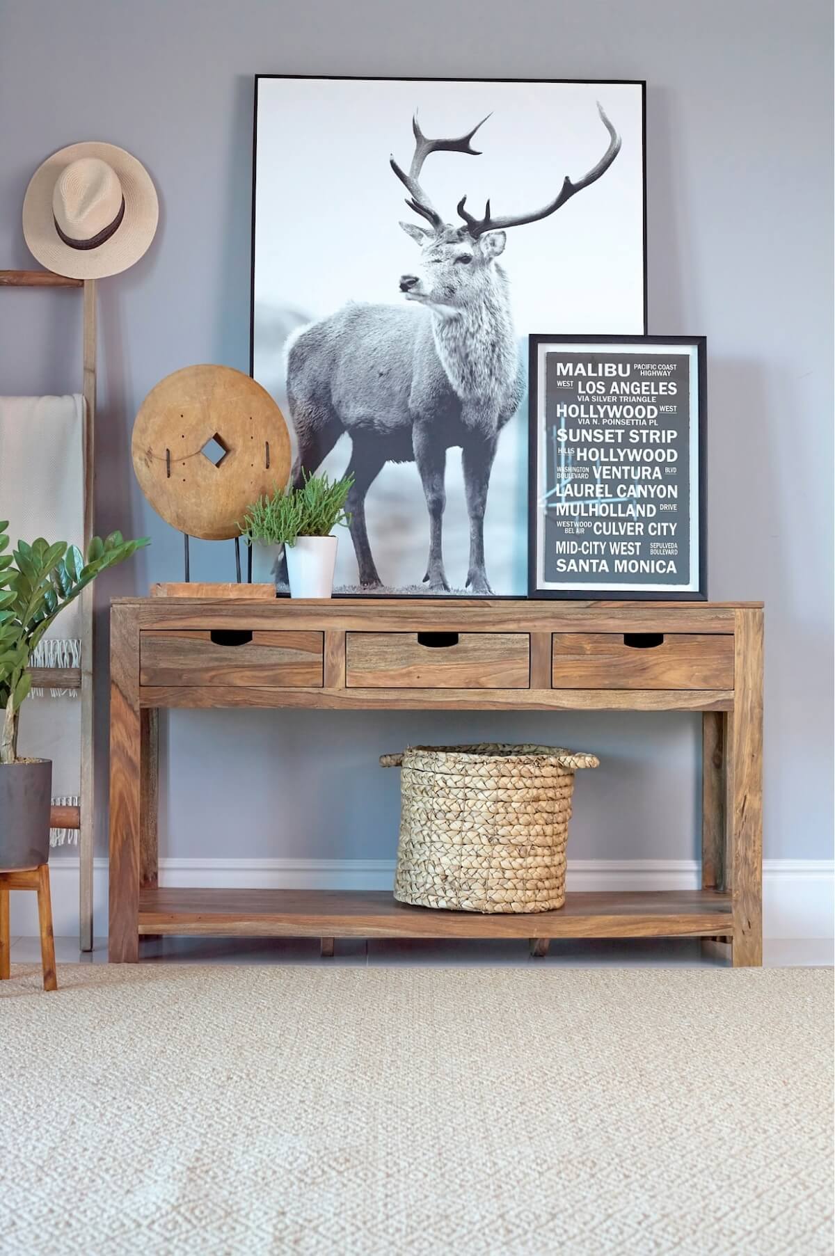 Hygge decor: Esther 3-drawer Storage Console Table Natural Sheesham